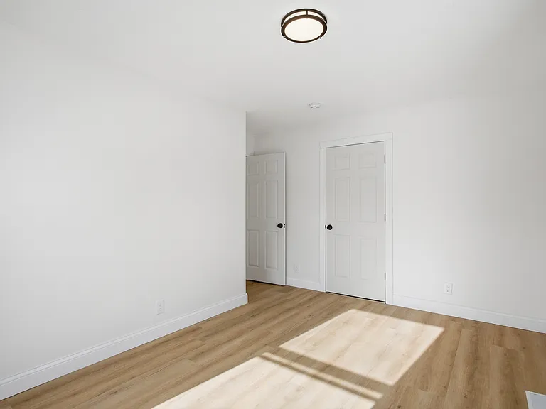 Bedroom (1)