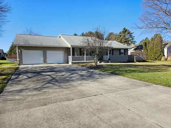 1149 Farmview Ave, Bucyrus, OH 44820