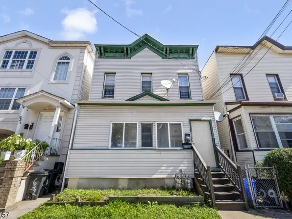 629 Magnolia Ave, Elizabeth City, NJ 07206