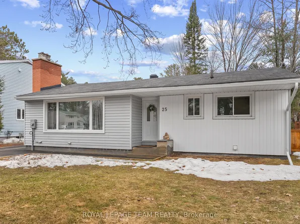 25 Frontenac Cres, Deep River, ON K0J 1P0