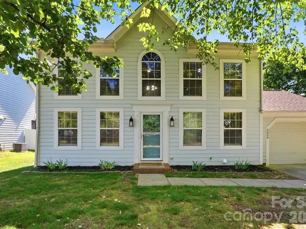 3008 Parkland Dr, Indian Trail, NC 28079