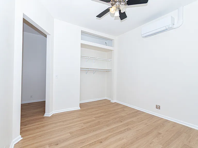 1024 N Western Ave #2 — Photo 15