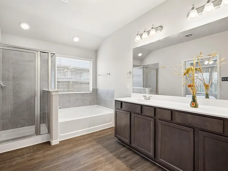 6303 Cambrai Wood Ln — Photo 21