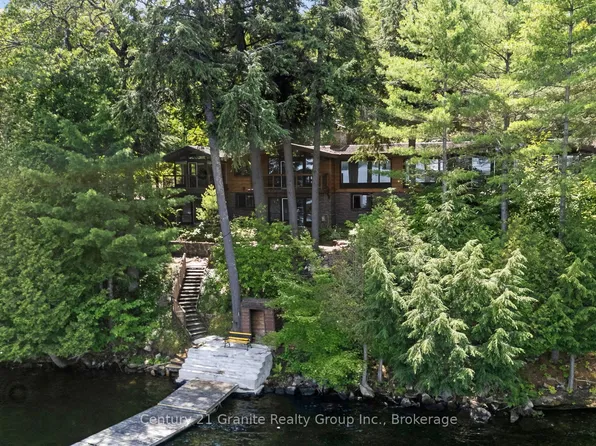 1427 Town Lot Rd, Algonquin Highlands, ON K0M 1J2