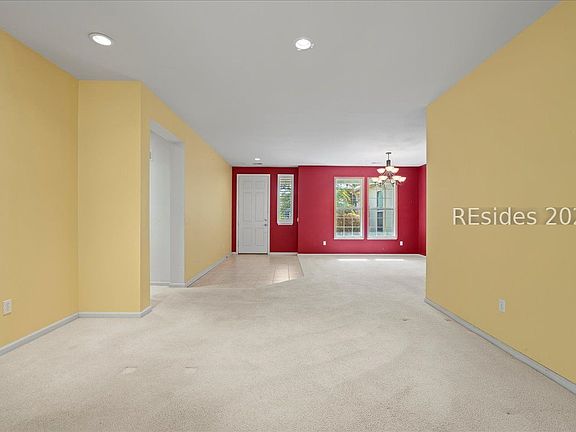 5th image of 171 Hampton Cir