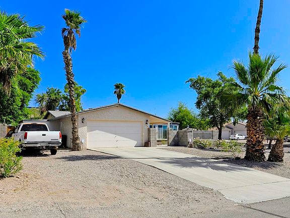 3rd image of 1194 Shoshone Pl