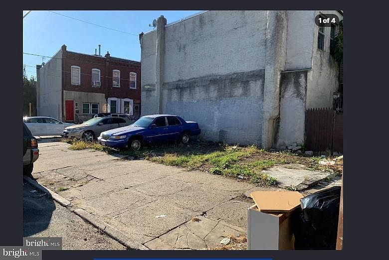 1st image of 2081 E Orleans St