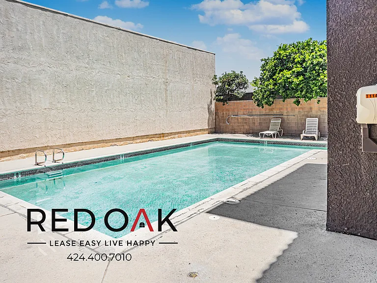 8614 Woodley Ave #315 — Photo 13