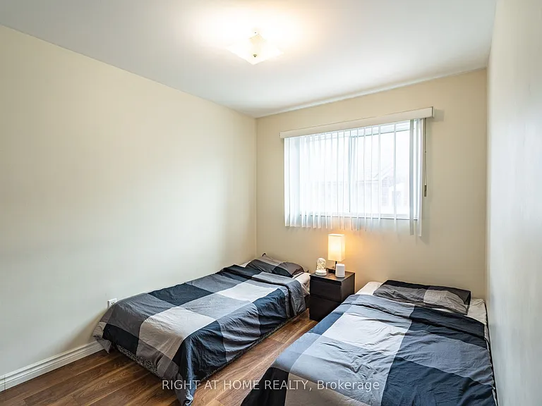 3974 Discovery Ct — Photo 32