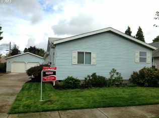 1036 E St, Springfield, OR 97477