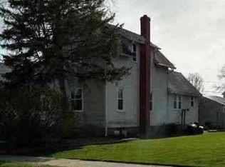 720 Isabella Ct, Clinton, IA