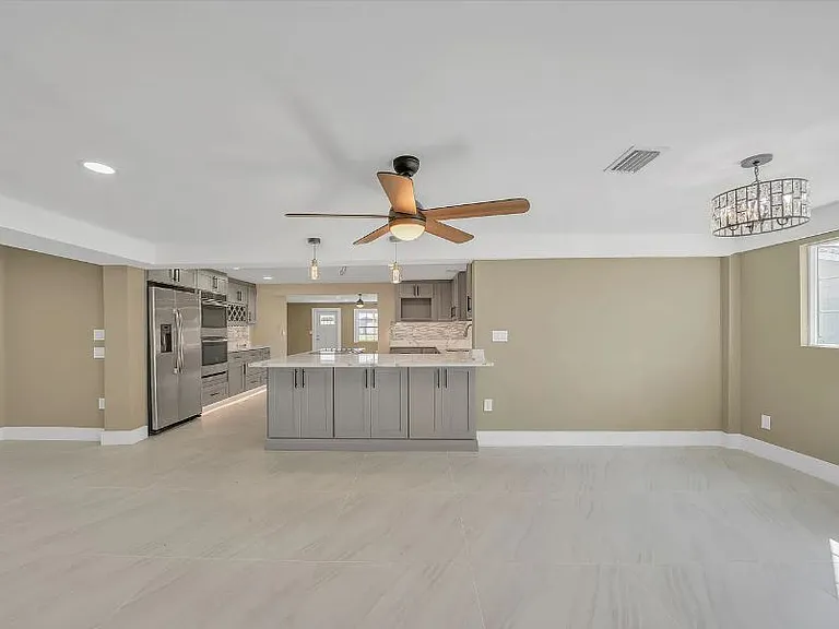 2341 Talbrook Ter — Photo 4