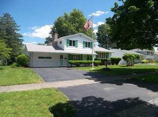 30 Abby Ln, Rochester, NY 14606