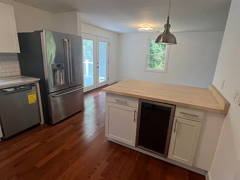 751 W Avon Rd — Photo 11