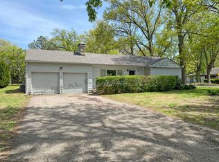 1040 Iowa St, Lawrence, KS 66044