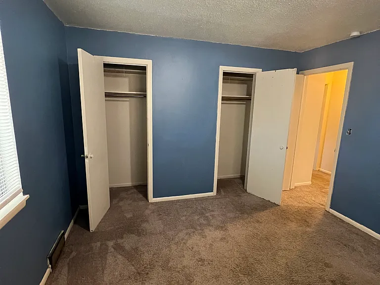 8020 Campbell St — Photo 10