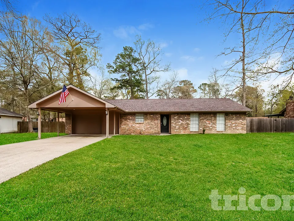 25568 Dogwood Ln