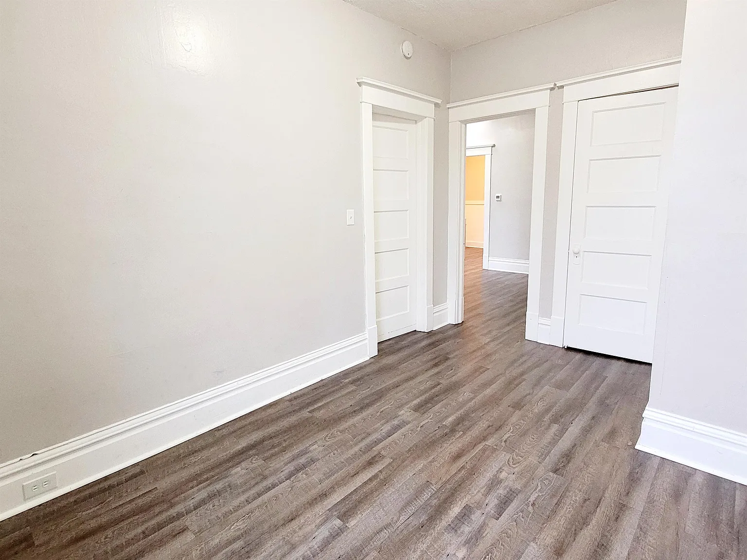 440 Leonard Street Northwest - 2 — Photo 3