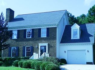 2121 Osprey Cir, Raleigh, NC 27615