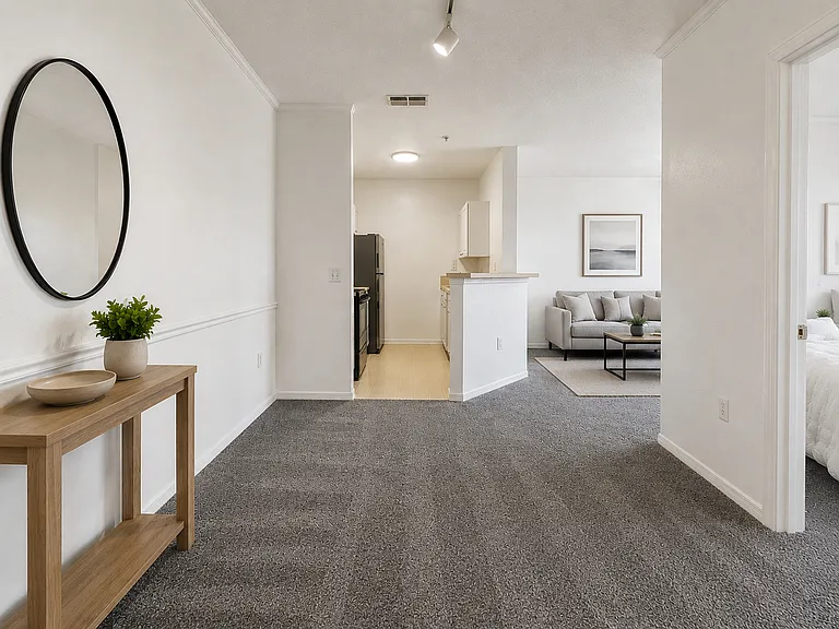 18001 Richmond Place Dr #523 — Photo 3