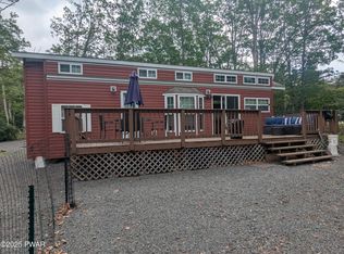 116 Owego Ln, Shohola, PA 18458