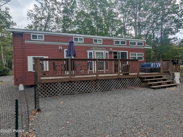 116 Owego Ln, Shohola, PA 18458