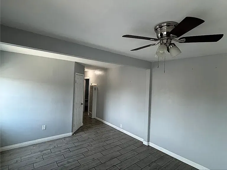 2300 Lake St #C — Photo 3