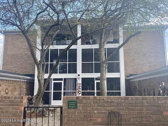 2nd image of 507 Donard Park Ave