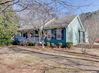 880 Turner Dr, Lawrenceville, GA 30046