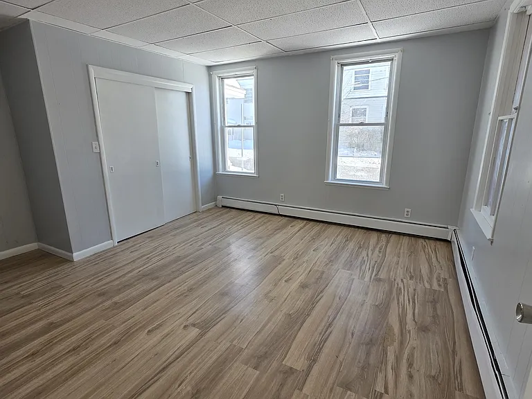 11 Saint Thomas Pl #1 — Photo 4