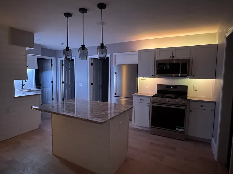 256 Woonasquatucket Ave #3 — Photo 15
