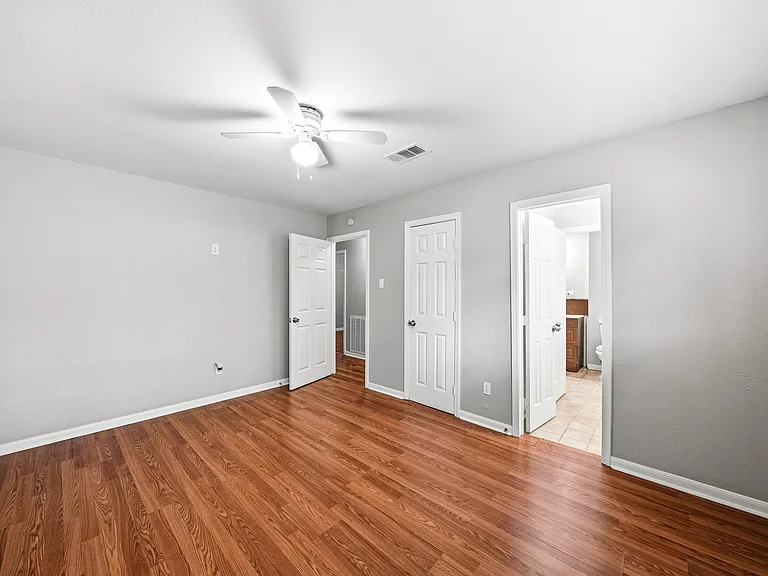 12903 Claygate Dr — Photo 5