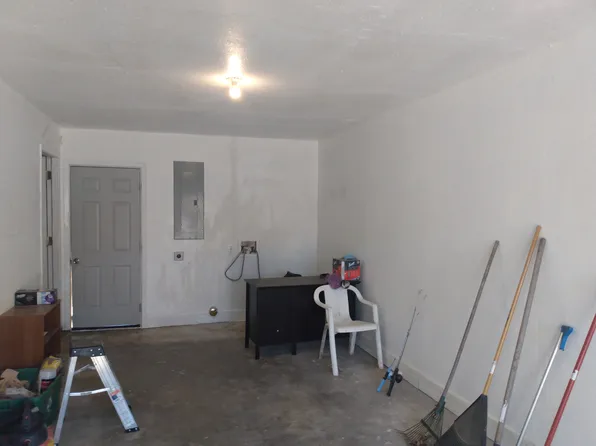 114 NE Moody St #1, Burleson, TX 76028