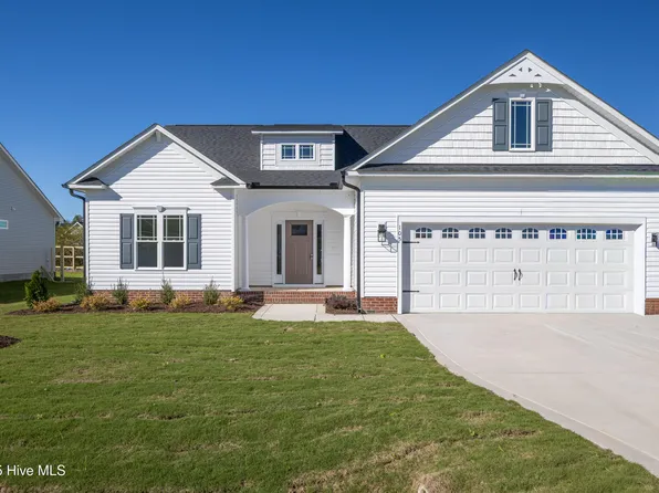 105 Sunny Acres Lane, Clinton, NC 28328