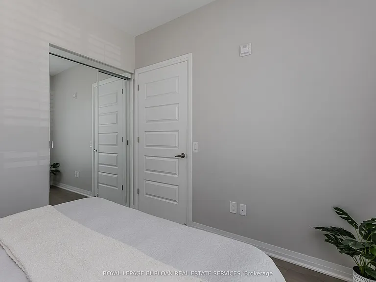 460 Gordon Krantz Ave #112 — Photo 17