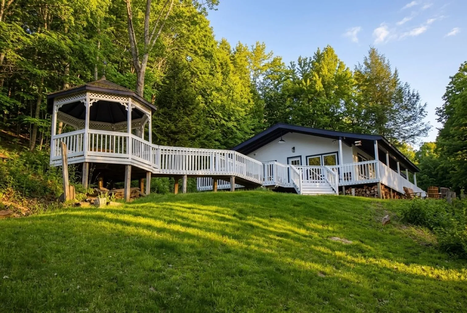 2 bed, 2.0 bath, $4,589 — Photo 3