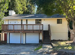 123 Ashwood Ct, Reedsport, OR 97467