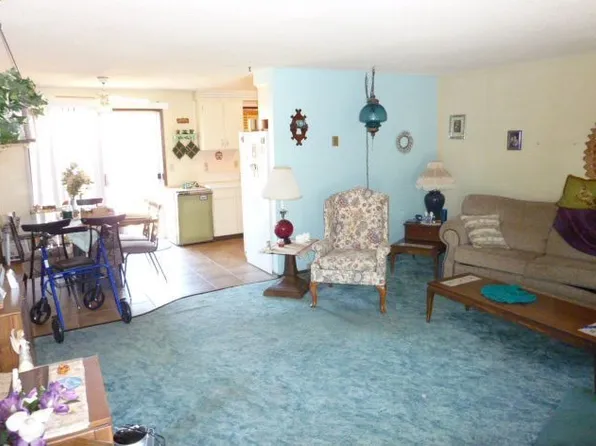 7771 Harlan Dr, White City, OR 97503