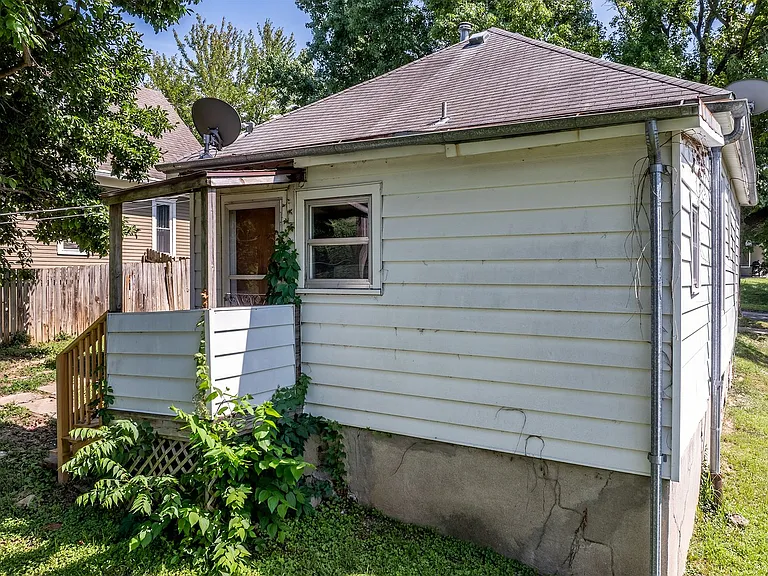 2905 Olive St — Photo 29