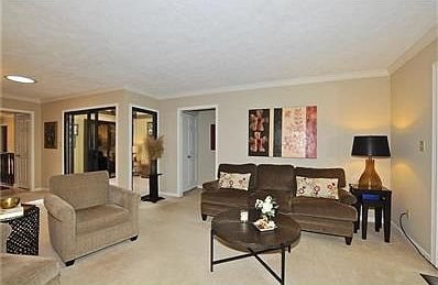 3rd image of 3403 Admiralty Ln
