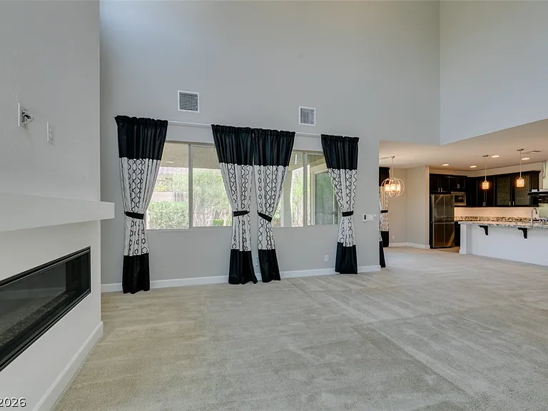 1027 Whitworth Ave — Photo 10