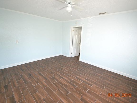 3rd image of 2911 N 16th St APT B