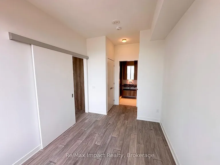 11 Yorkville Ave #4602 — Photo 14