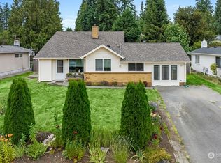 2027 208th Pl SW, Lynnwood, WA