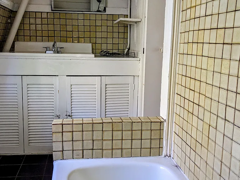 69 Dana St #6 — Photo 11