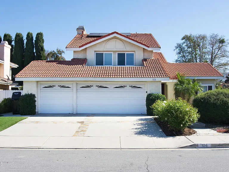 614 Gilbert St — Photo 1