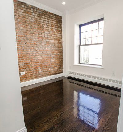 4th image of 326 E 4th St #3A1