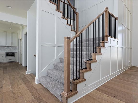 2nd image of 2725 NE 91st Pl