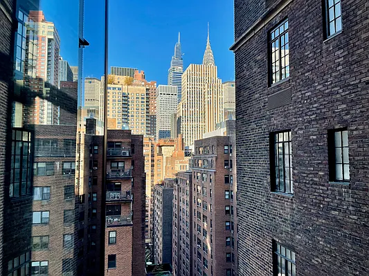 Rented by Steven Corcoran Real Estate | media 8