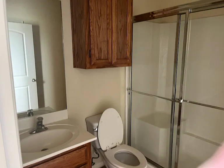 R & N PROPERTIES LLC — Photo 45